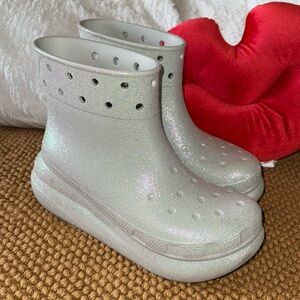 Crocs Crush Glitter Rain boots in Silver Pearl M8/W10